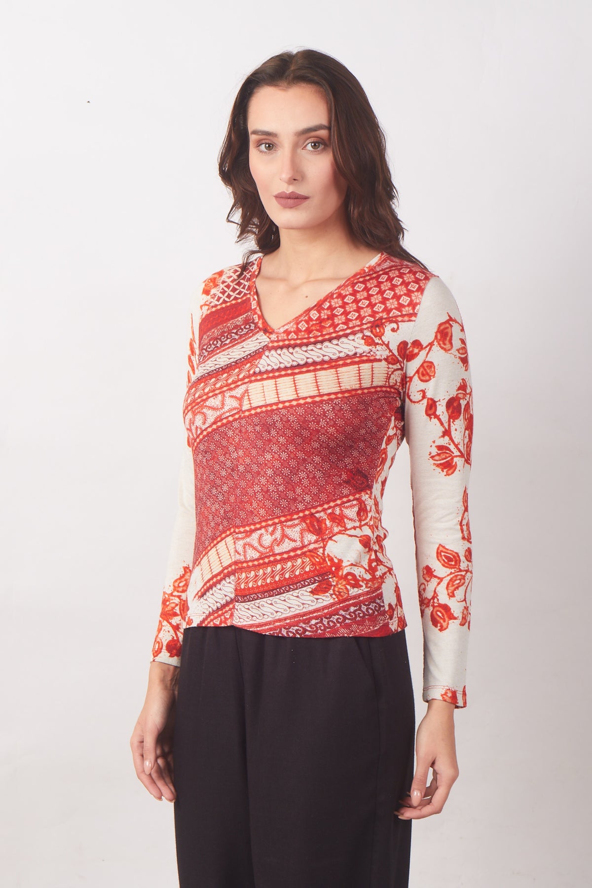 Tones of Red Round-neck Top